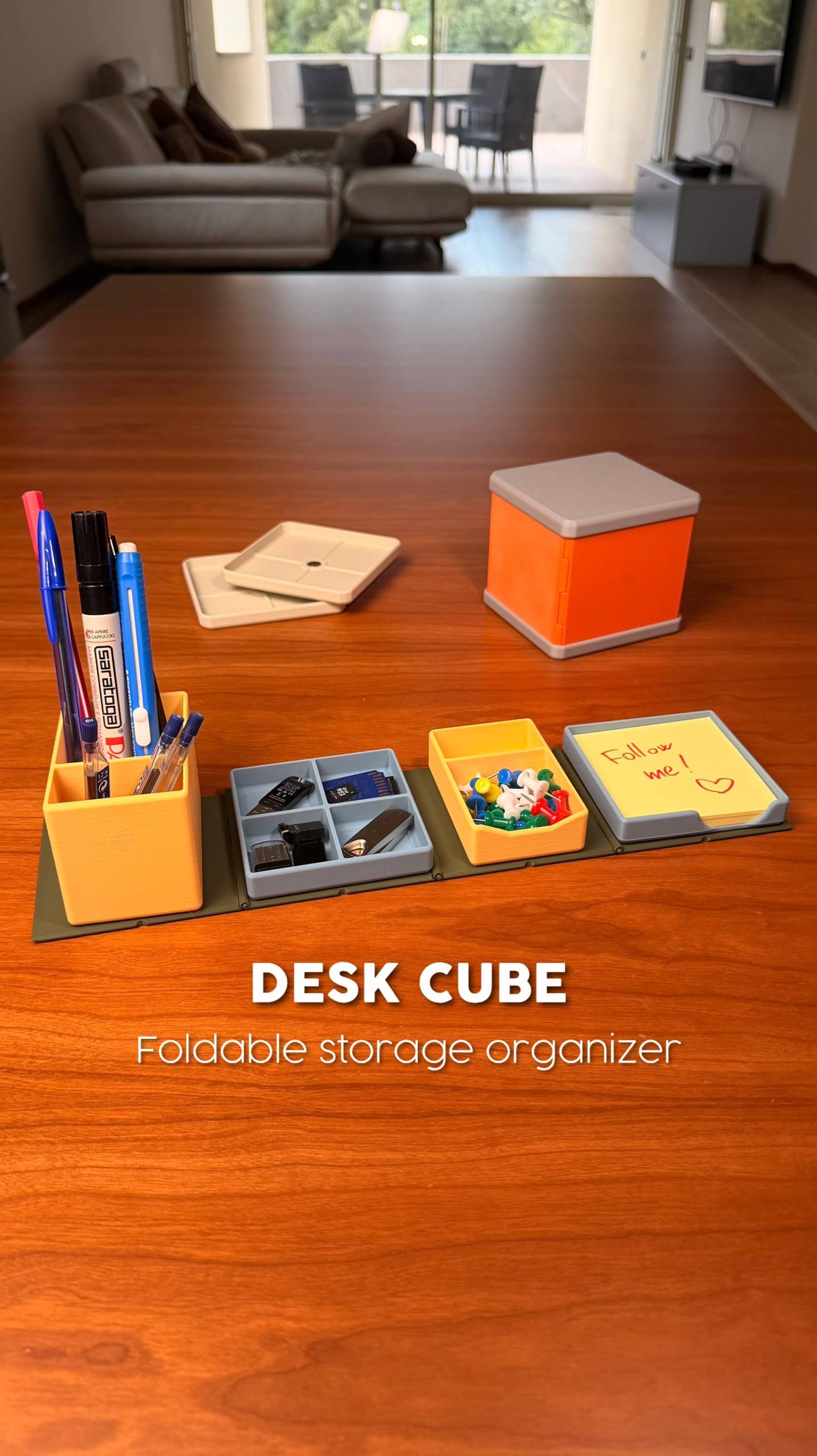 DESK CUBE