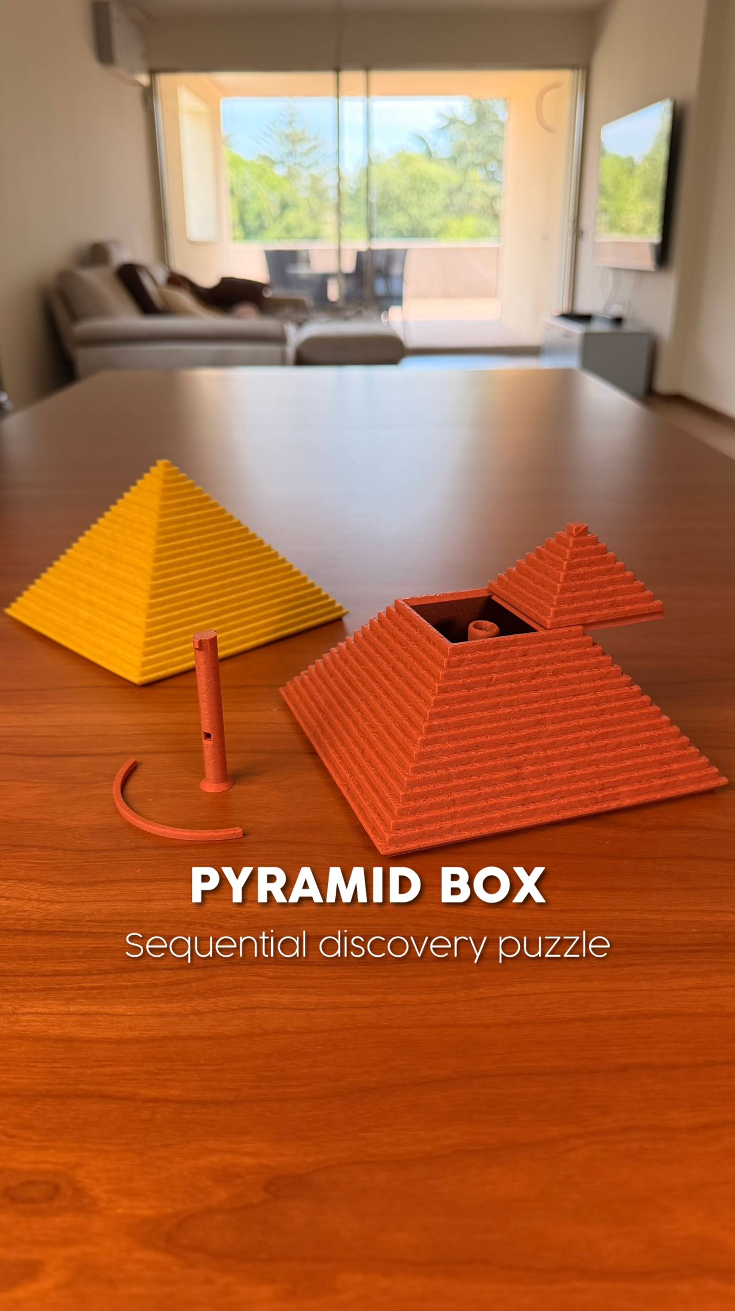 PYRAMID BOX